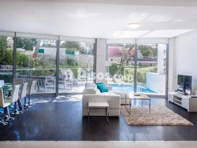 Casa en alquiler en Sierra Blanca