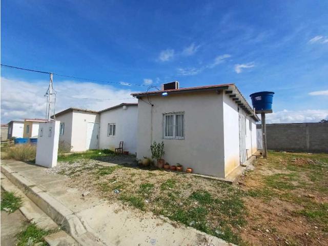 Casa en Alquiler Urb. Yacambu Zona Norte Barquisimeto CHM 10043398