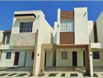 Casa en Altamira Centro