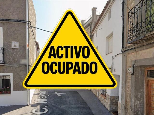 CASA EN AMBITE