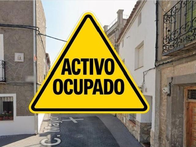 CASA EN AMBITE