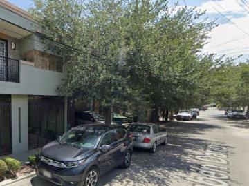 CASA EN APODACA, COL SANTA CECILIA, CASA EN REMATE EN NUEVO LEON! NO CREDITOS!