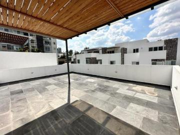 CASA EN ARBOLEDAS DE ZAVALETA