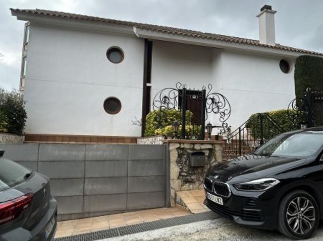 Casa en Argentona sin posesión