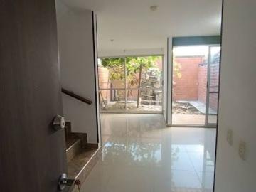 Casa en arriendo o venta, Ciudad country