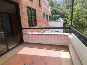 Casa en arriendo o venta, Altos del poblado