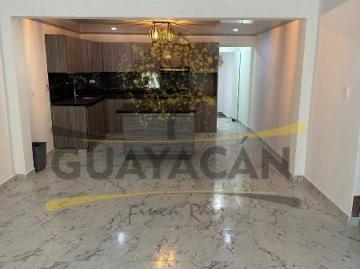 Casa en arriendo o venta, Florencia