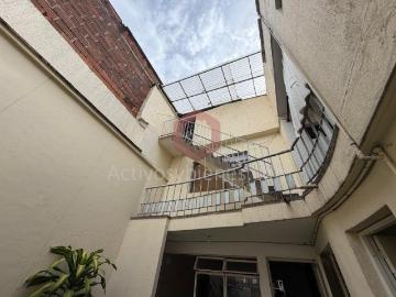 Casa en arriendo o venta, Laureles