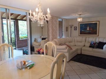 Casa en arriendo o venta, La mota