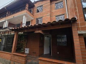Casa en arriendo, Altos de niquía