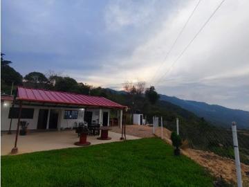 Casa en arriendo, Altos de giron