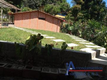 Casa en arriendo, Barbosa parque