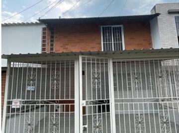 Casa en arriendo Calle 47b, Urb. Poblado Confaunion, Palmira, Valle Del Cauca, Col