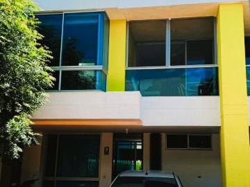Casa en arriendo, Casa en peñazul la villa amoblado