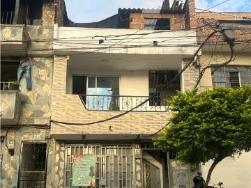 Casa en arriendo Carrera 49b 89 06, La Piñuela, Medellín, Antioquia, Col
