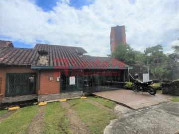 Casa en arriendo, Colon