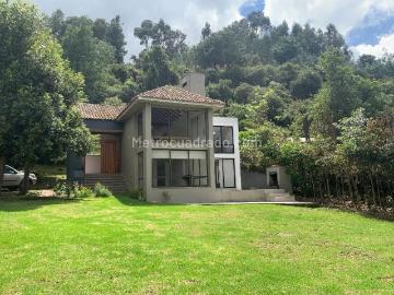 Casa en Arriendo, condominio Los Robles, Chía