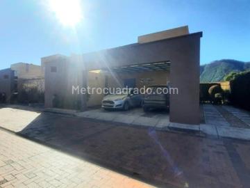 Casa en Arriendo, Condominio Villa Los Pinos, Cajicá