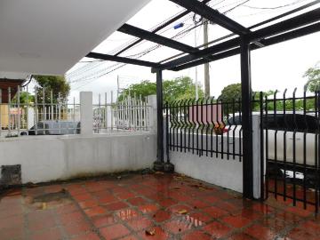 Casa en arriendo, Crespo
