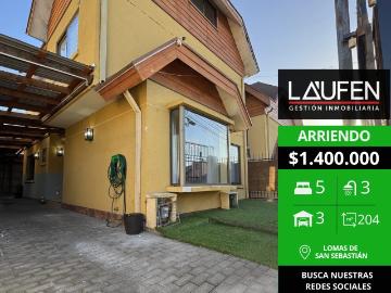 Casa en arriendo de 3 pisos en lomas de san sebastián