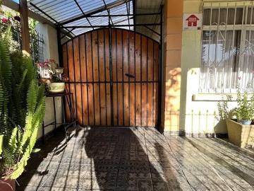 Casa en arriendo de 4 dorm. en estación central