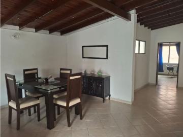 Casa en arriendo Droguería Colsubsidio Centro Comercial Viva Laureles, Lorena, Medellín, Antioquia, Col