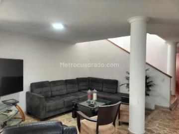 Casa en Arriendo, EL POBLADO, Medellín