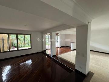 Casa en Arriendo, EL POBLADO, Medellín