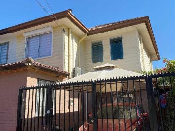 Casa en Arriendo en Maipú 3 dormitorios 3 baños