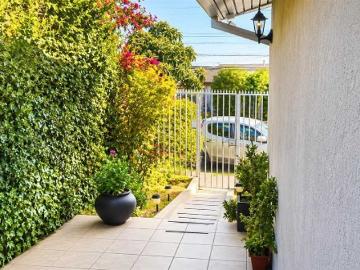 Casa en Arriendo en Maipú 4 dormitorios 2 baños