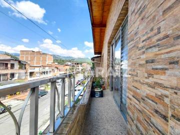 Casa En Arriendo En Medellin En Cristo Rey A395182