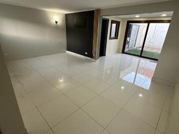 Casa en Arriendo en Avenida Univerdidad