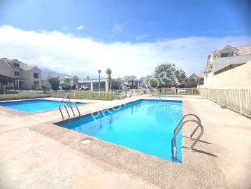 Casa en Arriendo en Antofagasta 4 dormitorios 4 baños