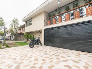 Casa En Arriendo En Bogota En Santa Ana Occidental A248871