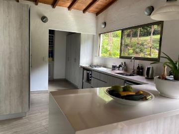 Casa en arriendo en Cocorná