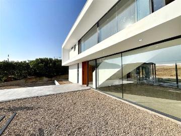 Casa en Arriendo en Colina 4 dormitorios 4 baños