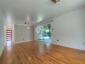 Casa en Arriendo en Colina 1 dormitorio 2 baños
