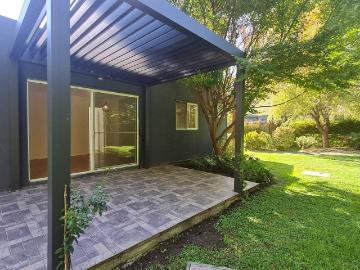 Casa en Arriendo en Colina 1 dormitorio 2 baños