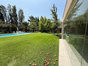 Casa en Arriendo en Condominio Algarroba de Chicureo