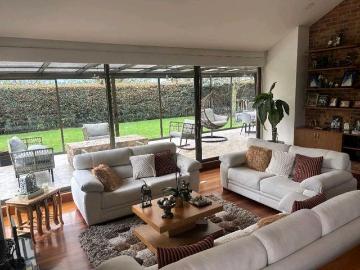 Casa en arriendo en Cota