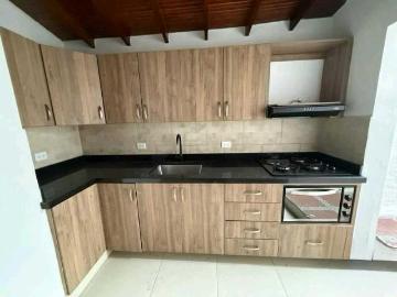 Casa en arriendo en El Trianon Envigado