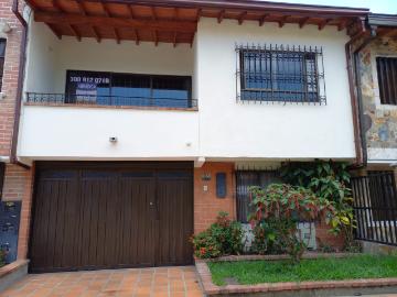 Casa en Arriendo en GUAYABAL L
