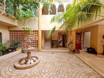 Casa en Arriendo en Las Condes 7 dormitorios 7 baños