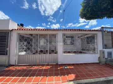Casa En Arriendo En Los Patios En Urbanizacion Daniel Jordan A140830