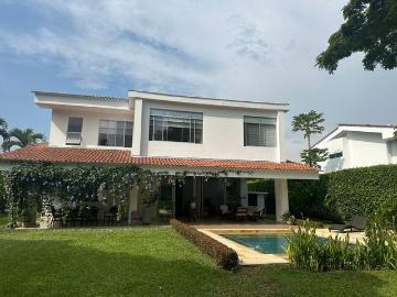 Casa en arriendo en Pance