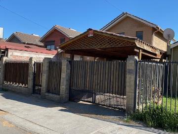 Casa en Arriendo en Peñaflor 3 dormitorios 3 baños
