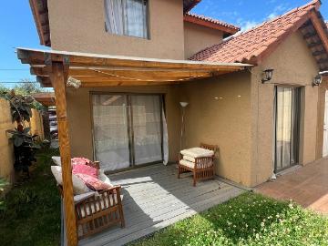 Casa en arriendo en portezuelo oriente comuna puente alto