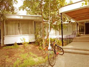 Casa en Arriendo en Santiago 5 dormitorios 3 baños