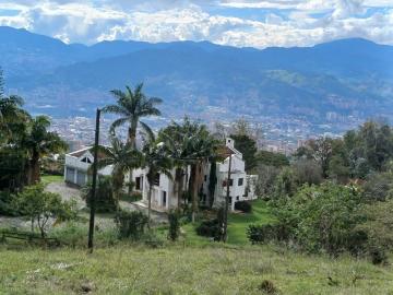 Casa en arriendo Envigado, Antioquia