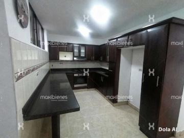 Casa en arriendo Envigado, Antioquia